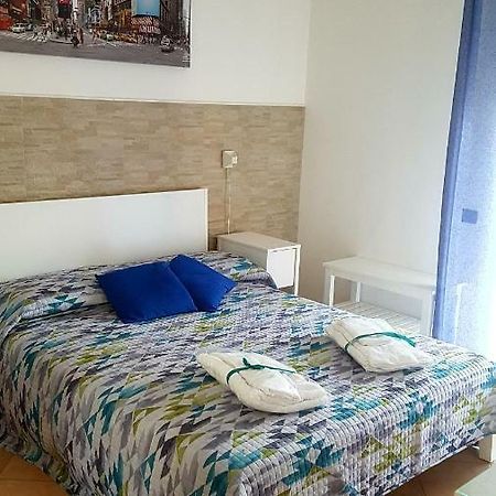 Zevi Home 萨莱诺 外观 照片