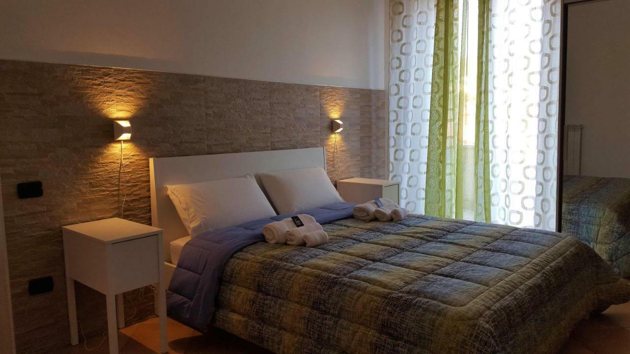 Zevi Home 萨莱诺 外观 照片